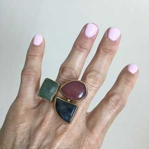 Gold pl ring with agate.Ring size adjustable. NWOT